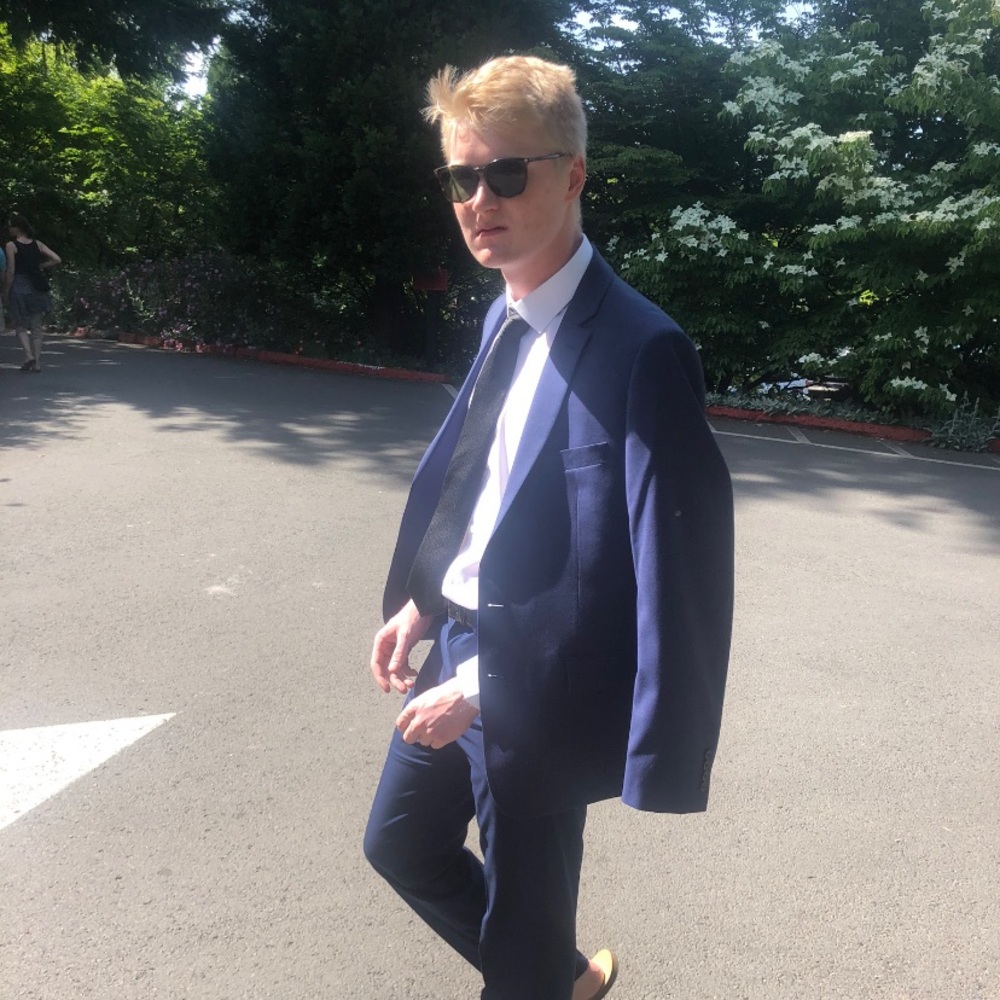 Meet your Posher, Reed